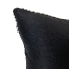 Load image into Gallery viewer, New York Black Throw Pillow
